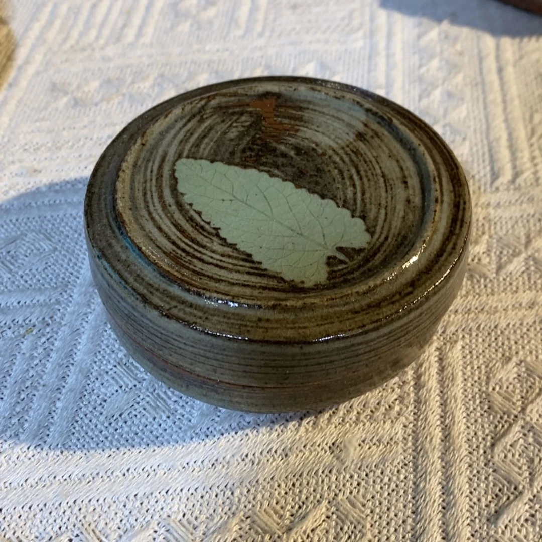瓷片老*人清水卯一 香盒