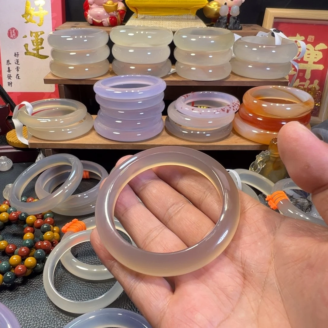 缝****玛瑙/玉髓手镯未镶嵌