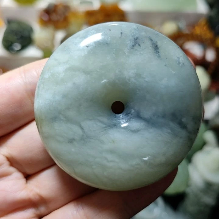 岫玉未镶嵌平安扣