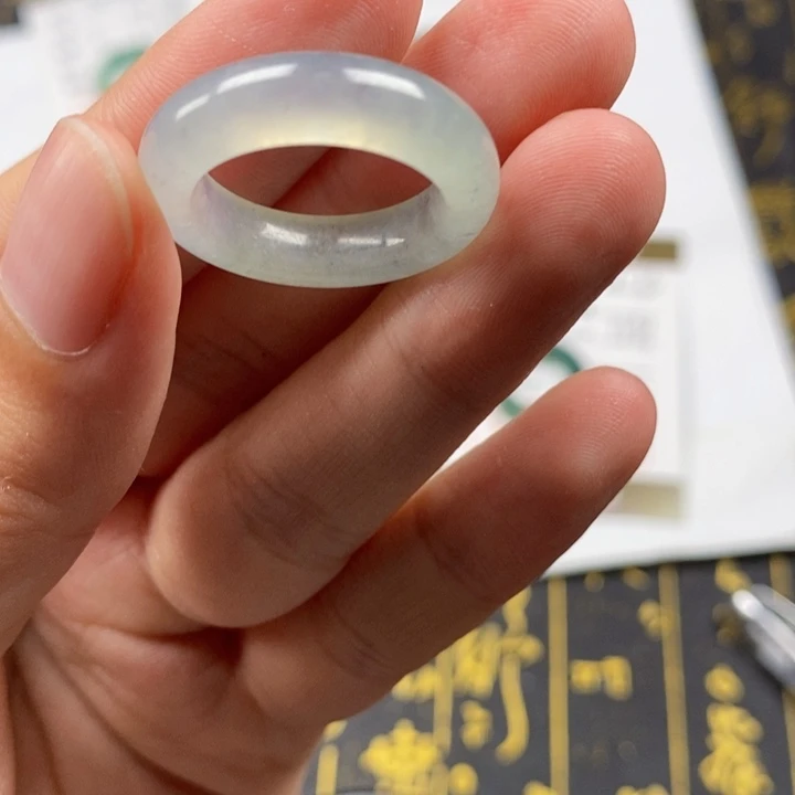 ઇ***翡翠戒指未镶嵌翡翠戒指