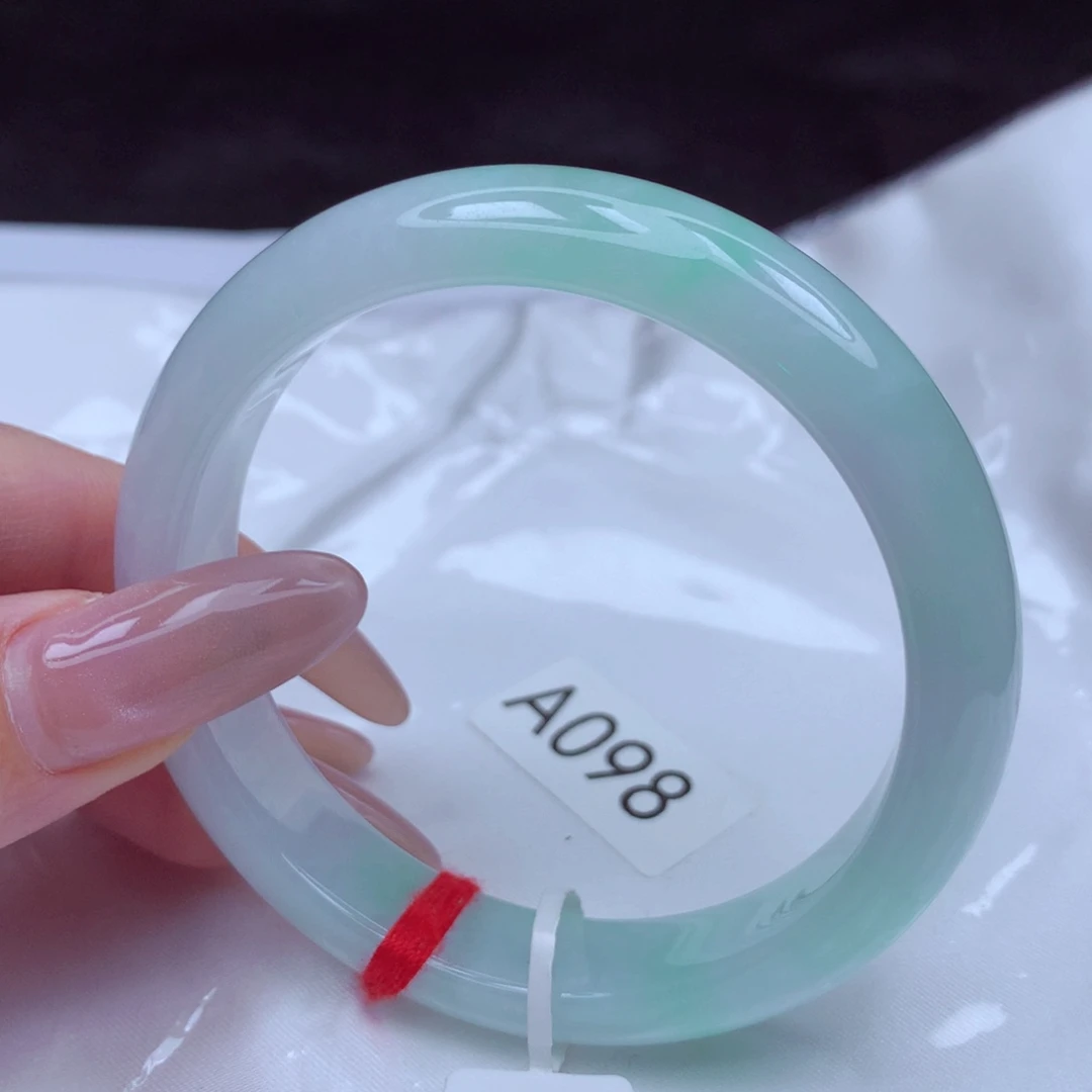 翡翠未镶嵌手镯手镯56