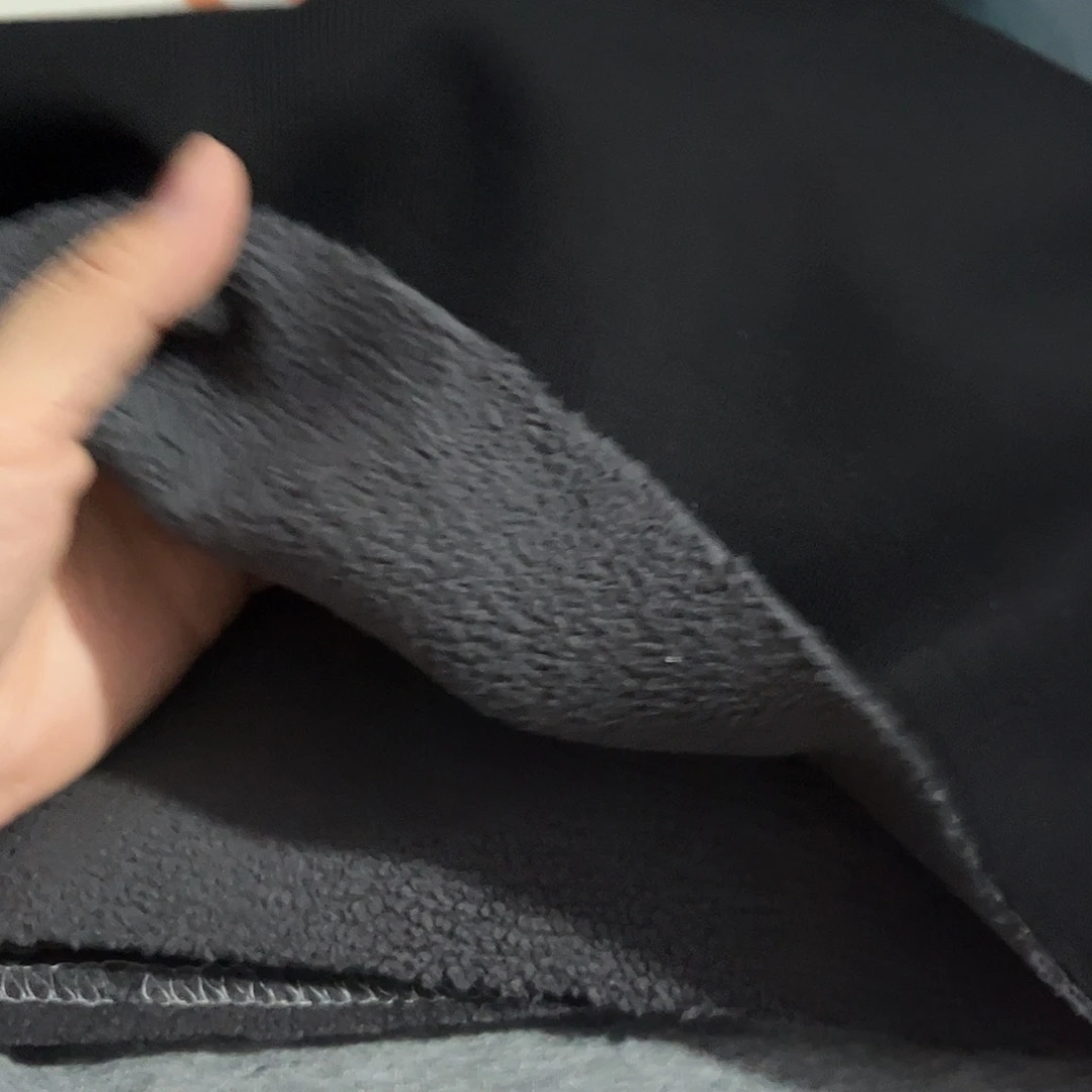 ****轻特黑色奥利绒共发3.5米长带螺纹