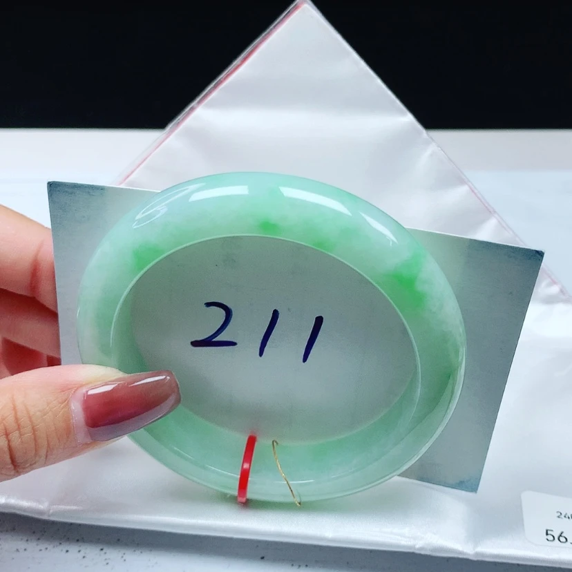 【闪购商品】翡翠手镯未镶嵌 正圈56+