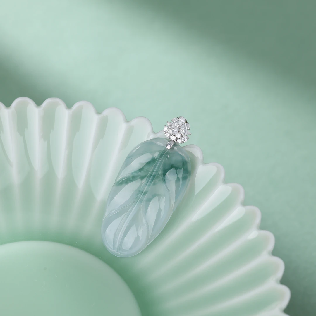 【央博玉】18K翡翠叶子吊坠-YB92920175-多样性发一|CXQ21