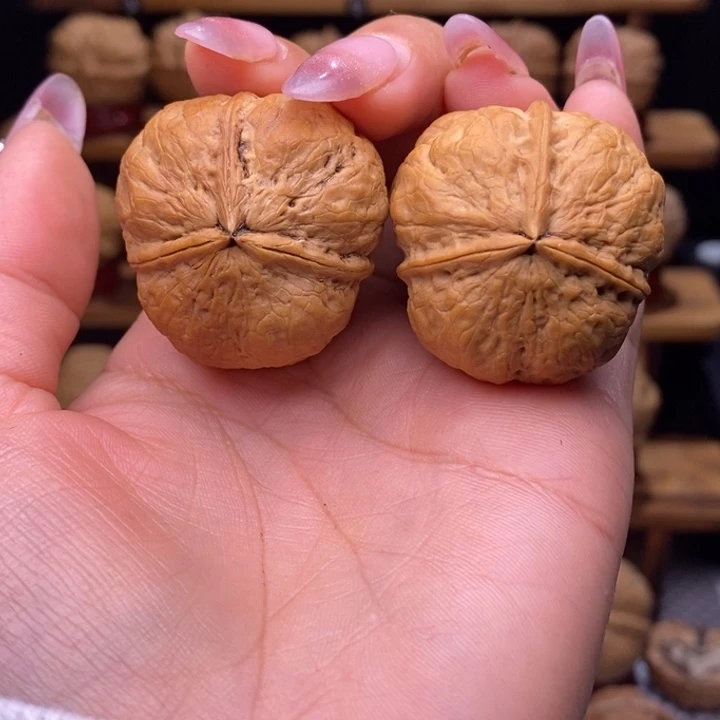 文玩核桃把件小八一17