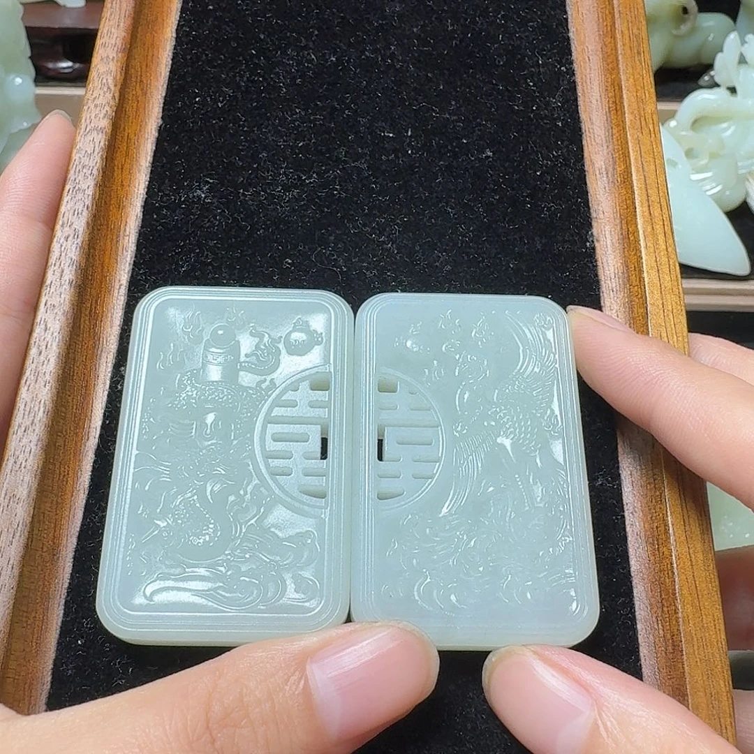 爱***孩新号开播 挂件一件