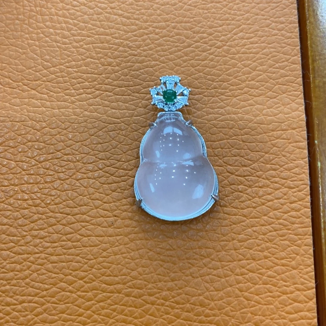 石英质玉吊坠(赠链)银S925镶嵌