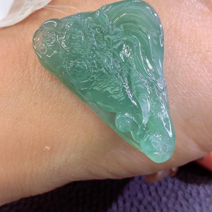 定制翡翠未镶嵌翡翠