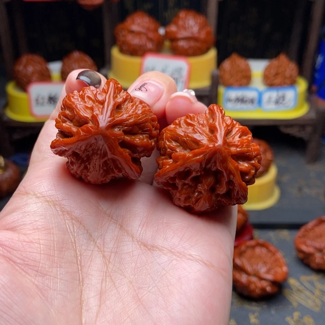 吊坠文玩核桃御龙粗筋