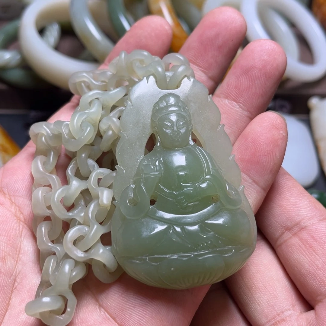 和田玉未镶嵌颈饰