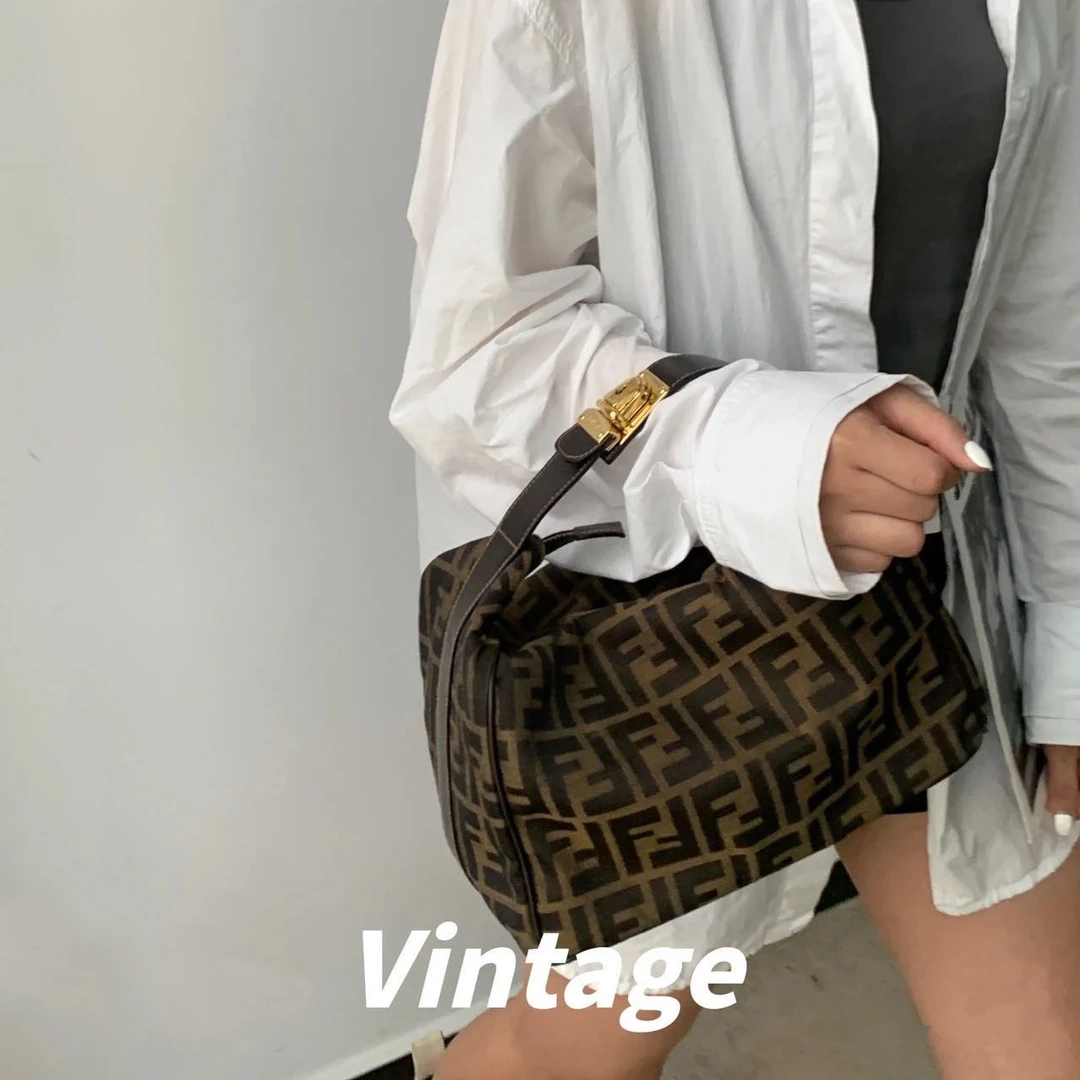 修复品618366/FENDI/芬迪大号饭盒包 配皮换新