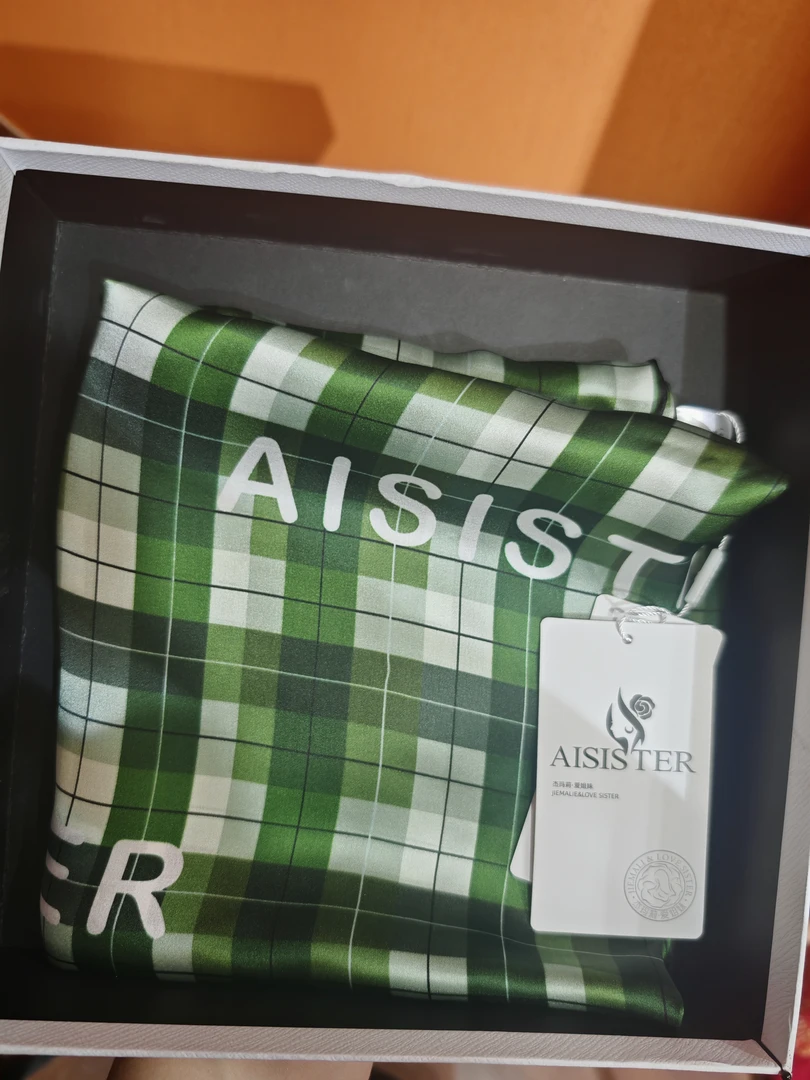 杰玛莉•爱姐妹纯手工桑蚕丝绿色方巾