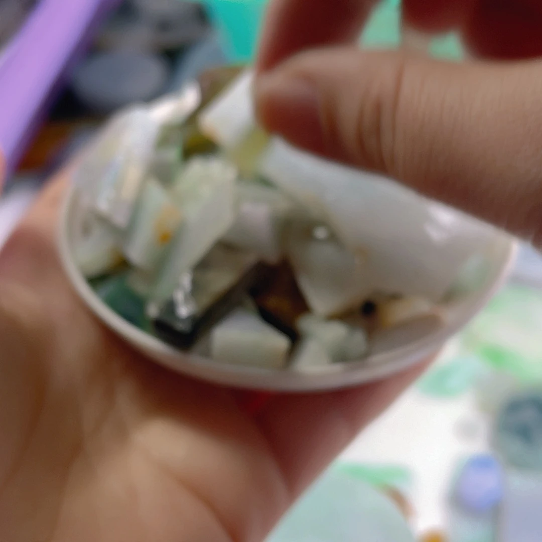 颈饰未镶嵌翡翠w****姐