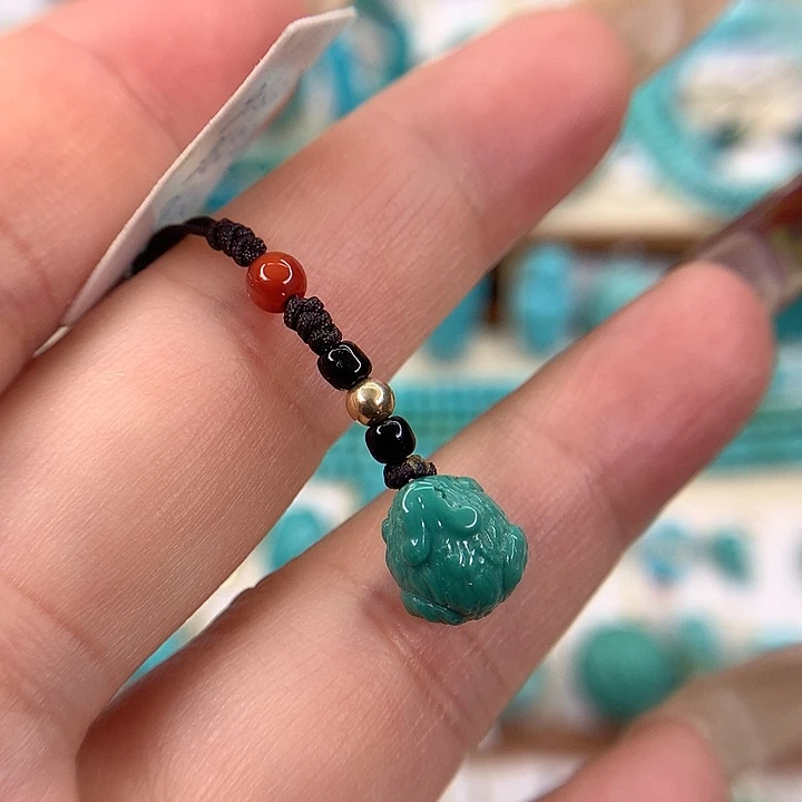 绿松石未镶嵌挂件