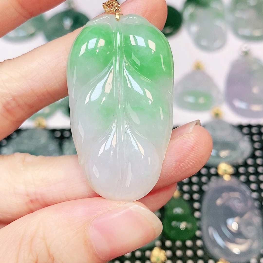 吊坠(不含链)18K金镶嵌翡翠