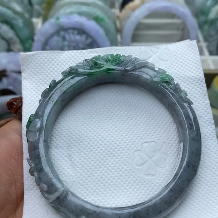 原***疗翡翠未镶嵌手镯54.8绿乌鸡