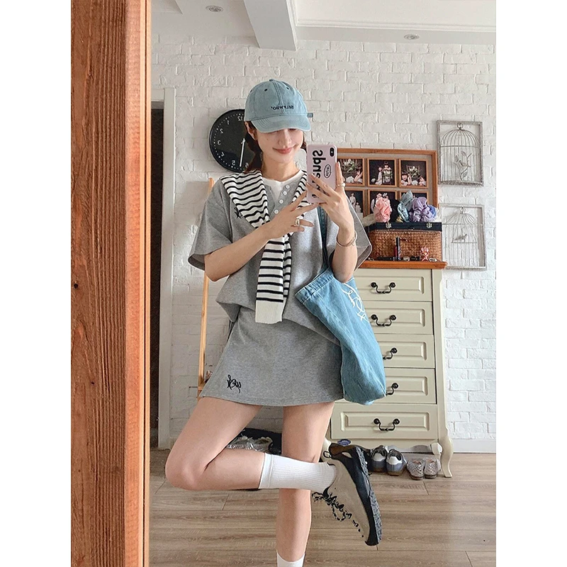 夏日学院风运动休闲穿搭连衣裙宽松显瘦假两件短袖高腰半身裙套装