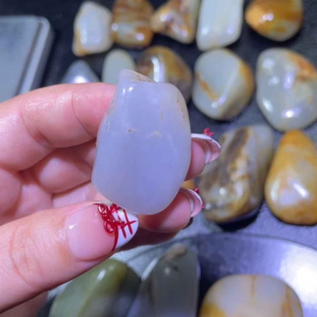【闪购商品】颈饰未镶嵌和田玉