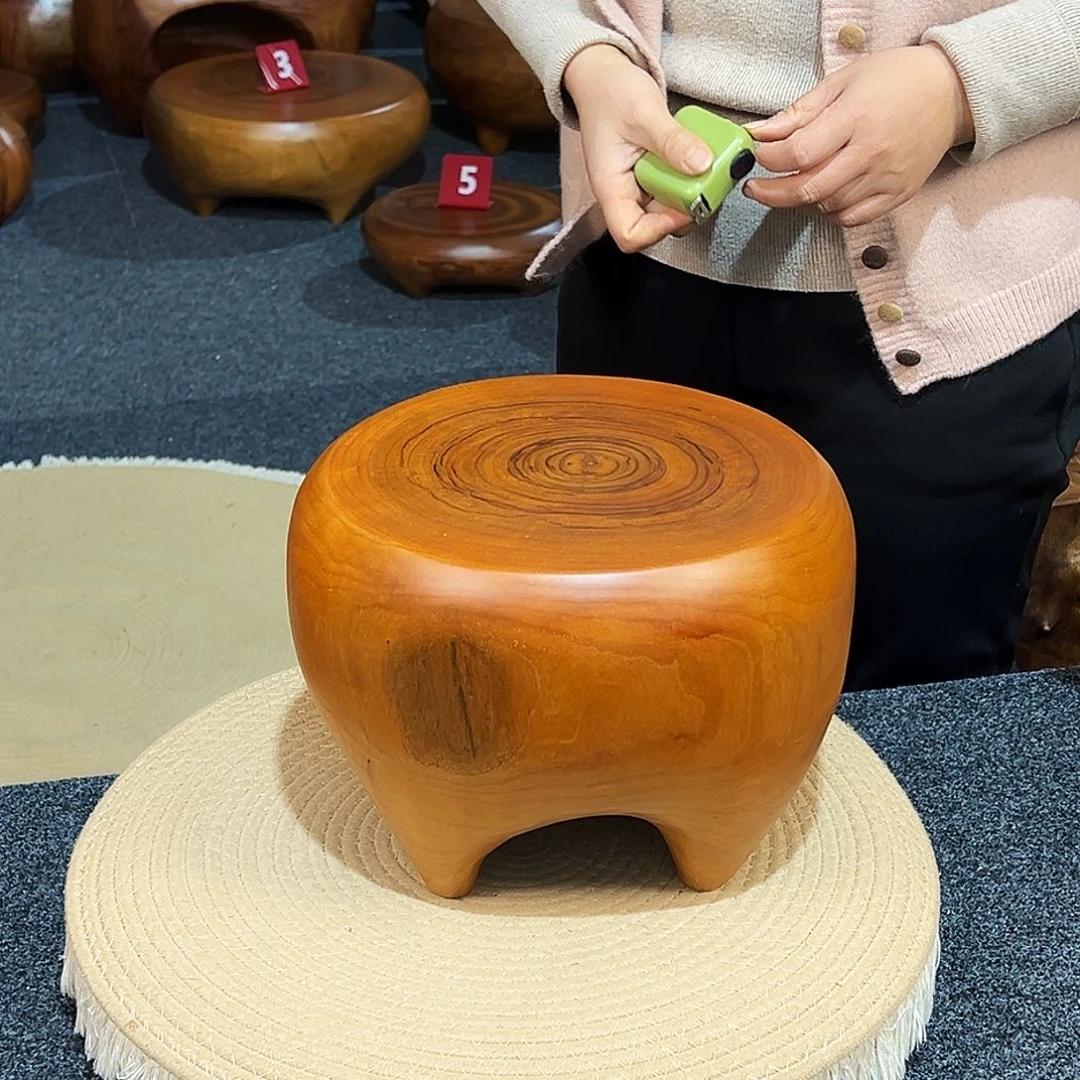 17 号香樟木尺寸：27-27-20cm