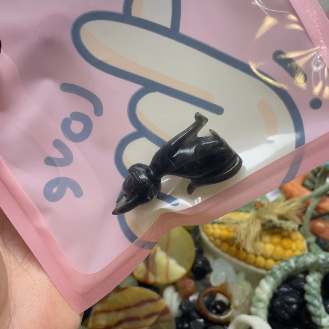 七***生蛇纹石玉未镶嵌吊坠(不含链)