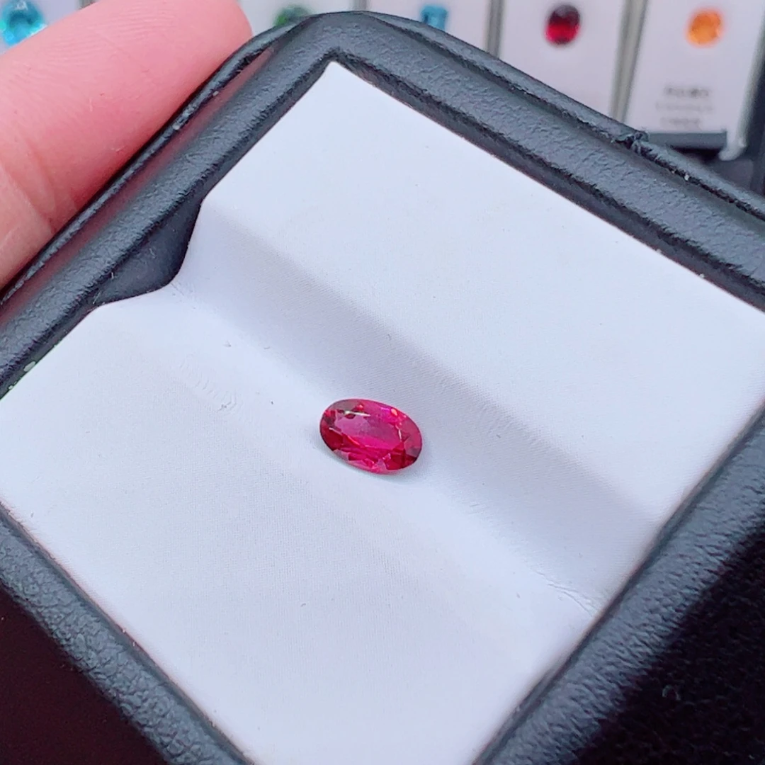 裸石石榴石未镶嵌