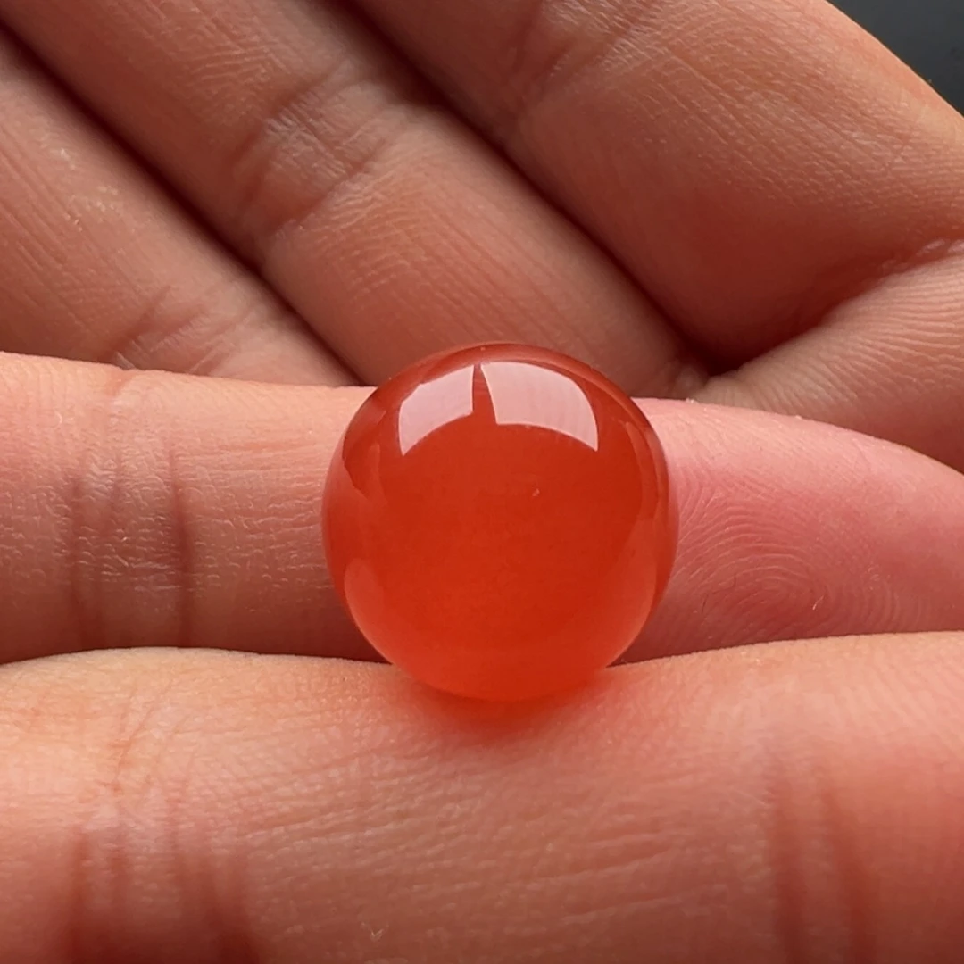 南红玛瑙未镶嵌圆珠13.5