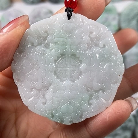 翡翠颈饰未镶嵌饕餮福利