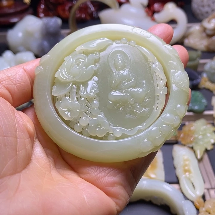 和田玉未镶嵌挂件