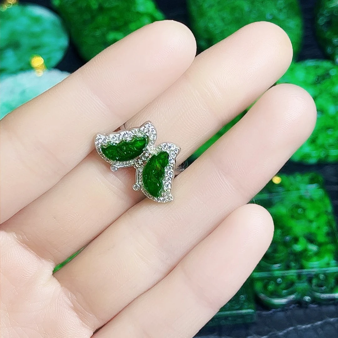 颈饰银S925镶嵌翡翠多样性