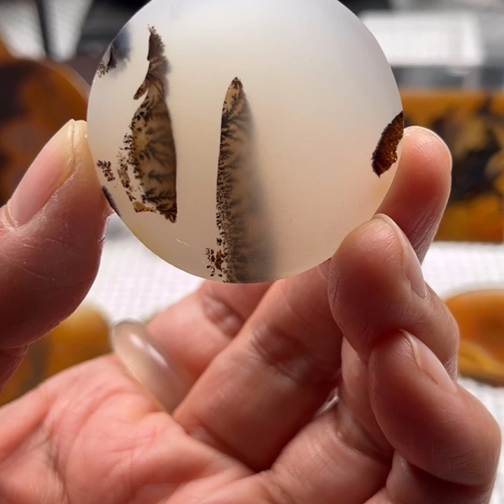 玛瑙/玉髓未镶嵌吊坠(不含链)