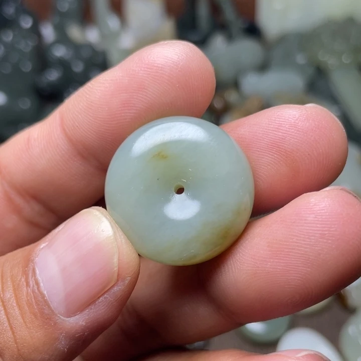 和田玉未镶嵌颈饰老***你