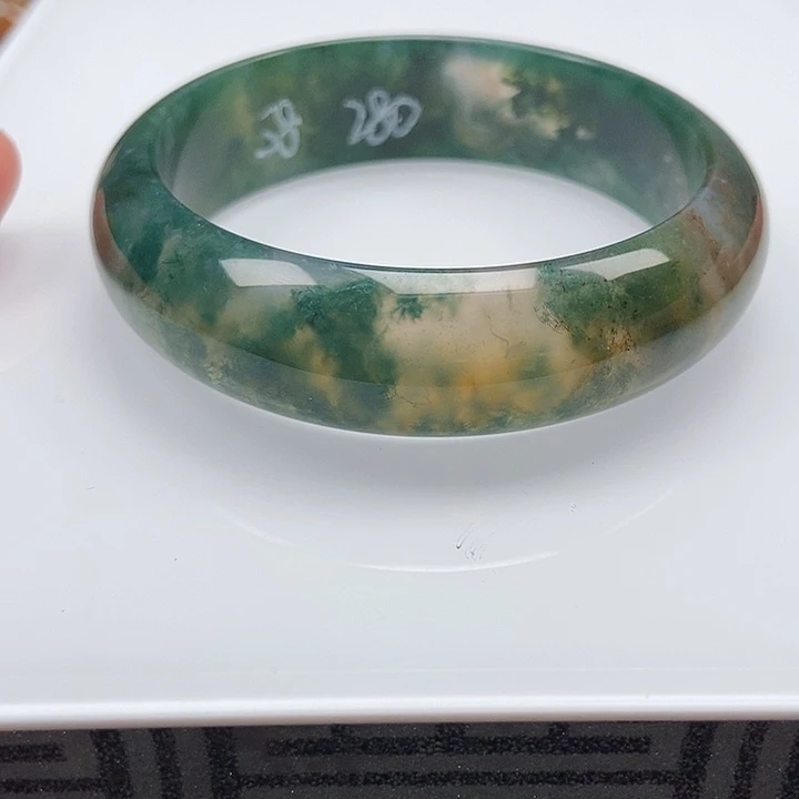手镯玛瑙/玉髓未镶嵌