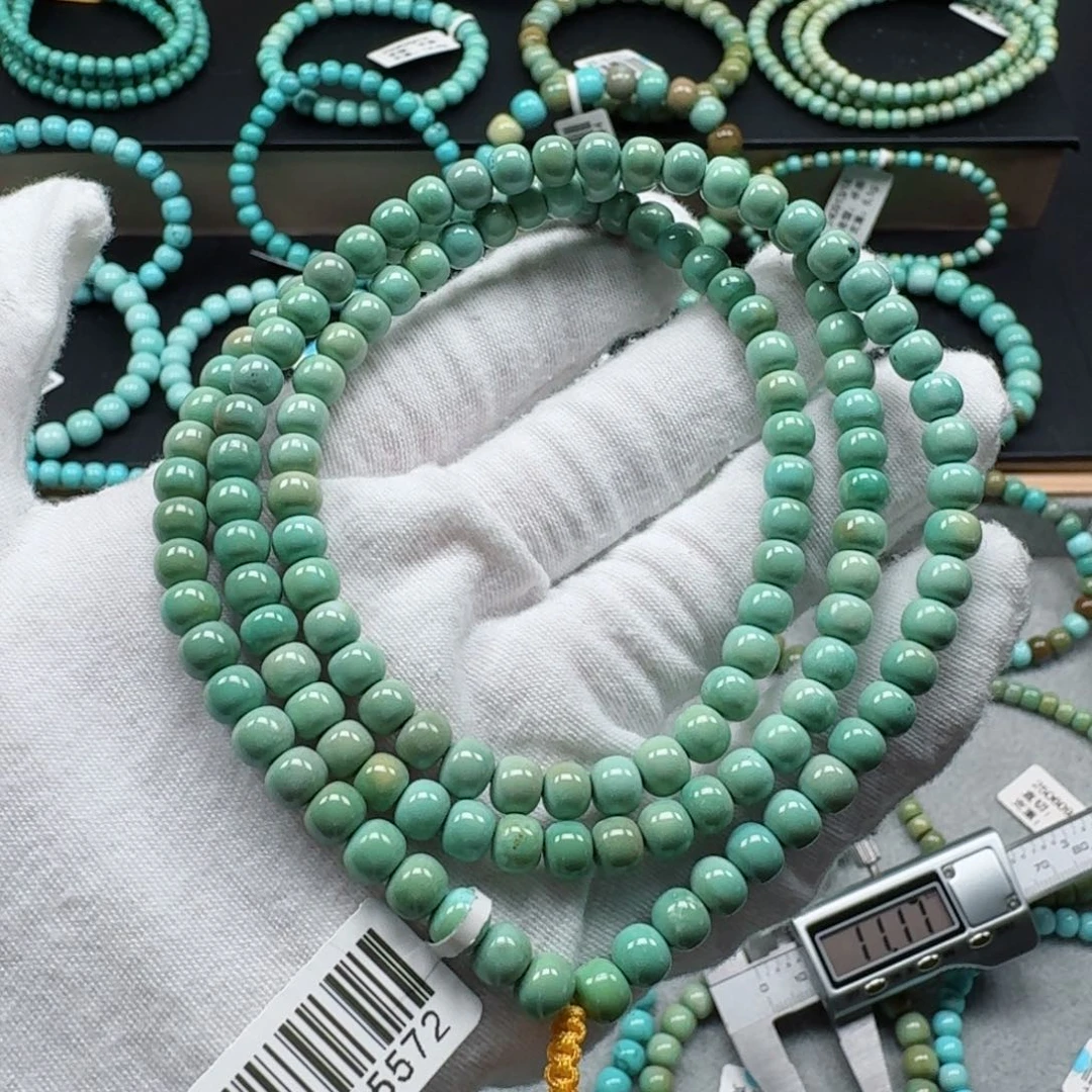 绿松石未镶嵌挂件