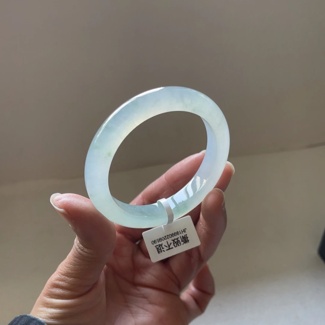 翡翠未镶嵌手镯52.4圈三天鉴赏期