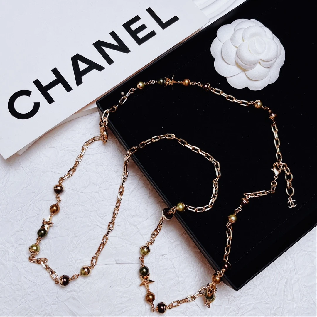 95新 Chanel/香奈儿 柚礼中古/香奈儿灰绿串珠星星项链LZ501416