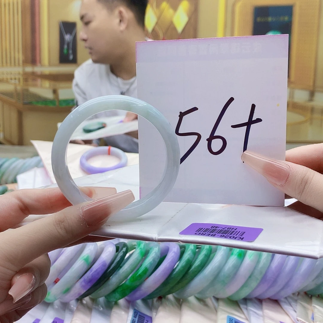 翡翠未镶嵌手镯nn