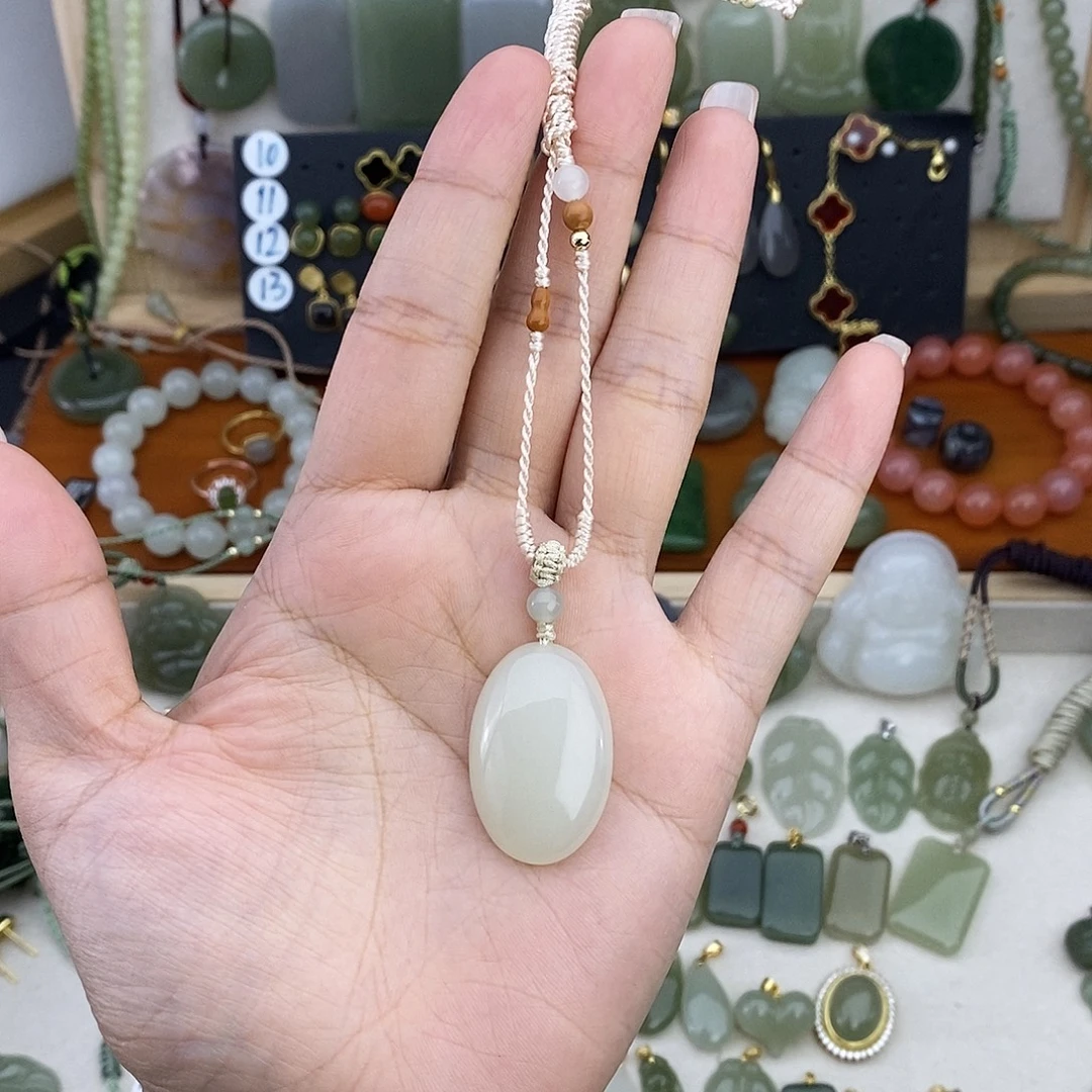 和田玉未镶嵌吊坠(不含链)