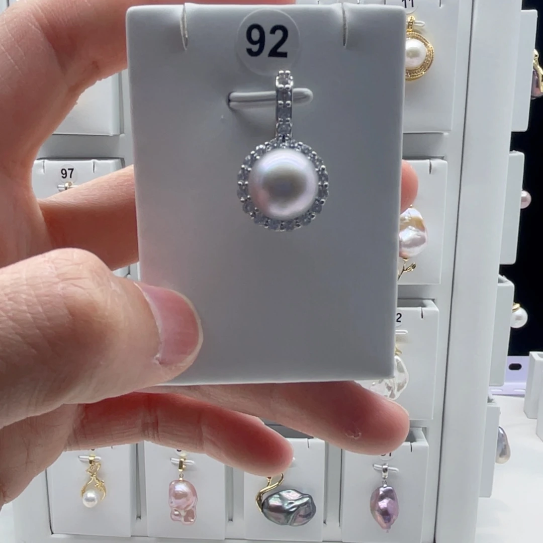 淡水珍珠合金颈饰