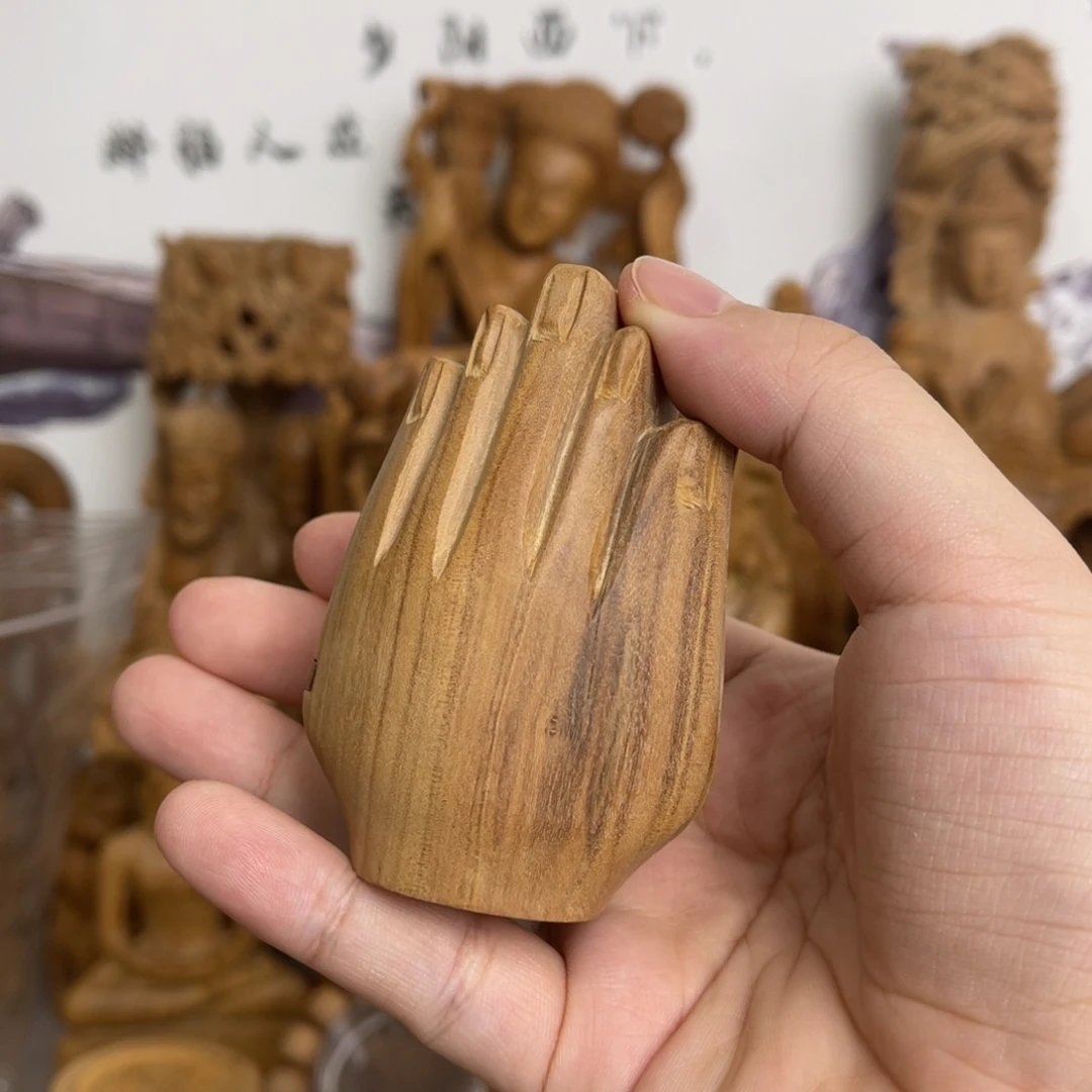 鲁***鲁檀香木印度老山檀6克价
