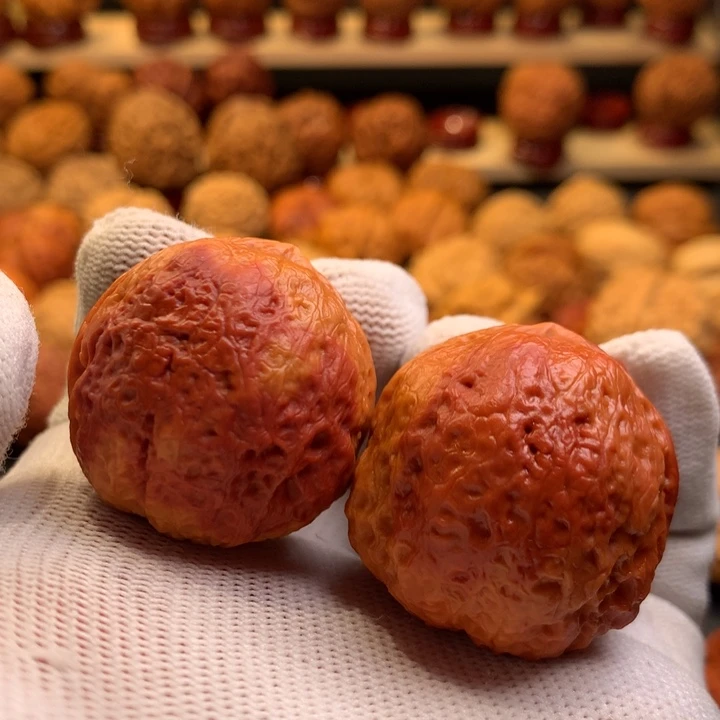 文玩核桃把件3……….