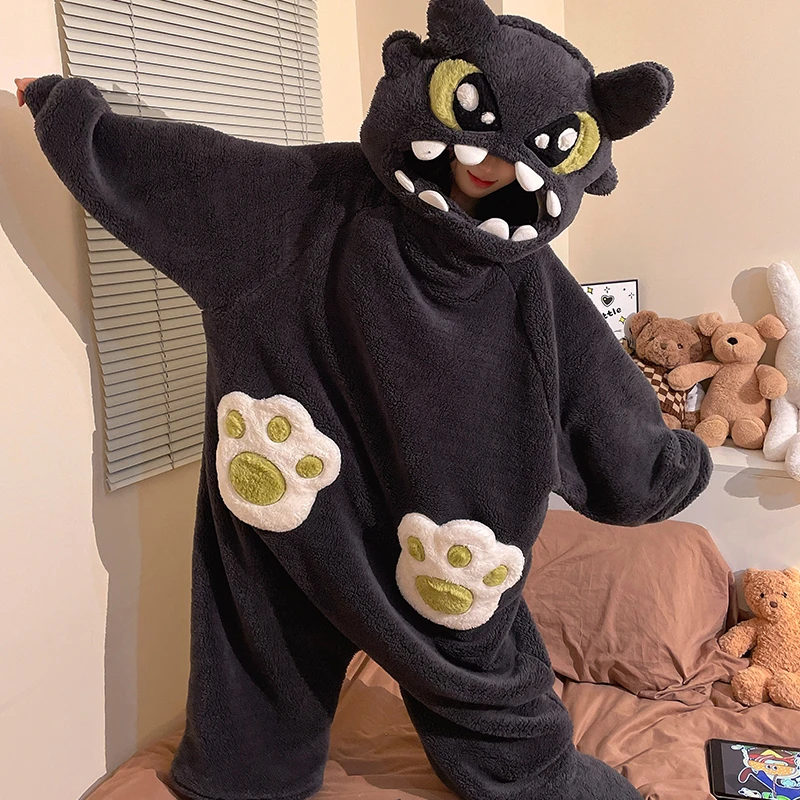 珊瑚绒新款秋冬季睡衣女连体装卡通无牙仔搞怪加绒加厚保暖家居服