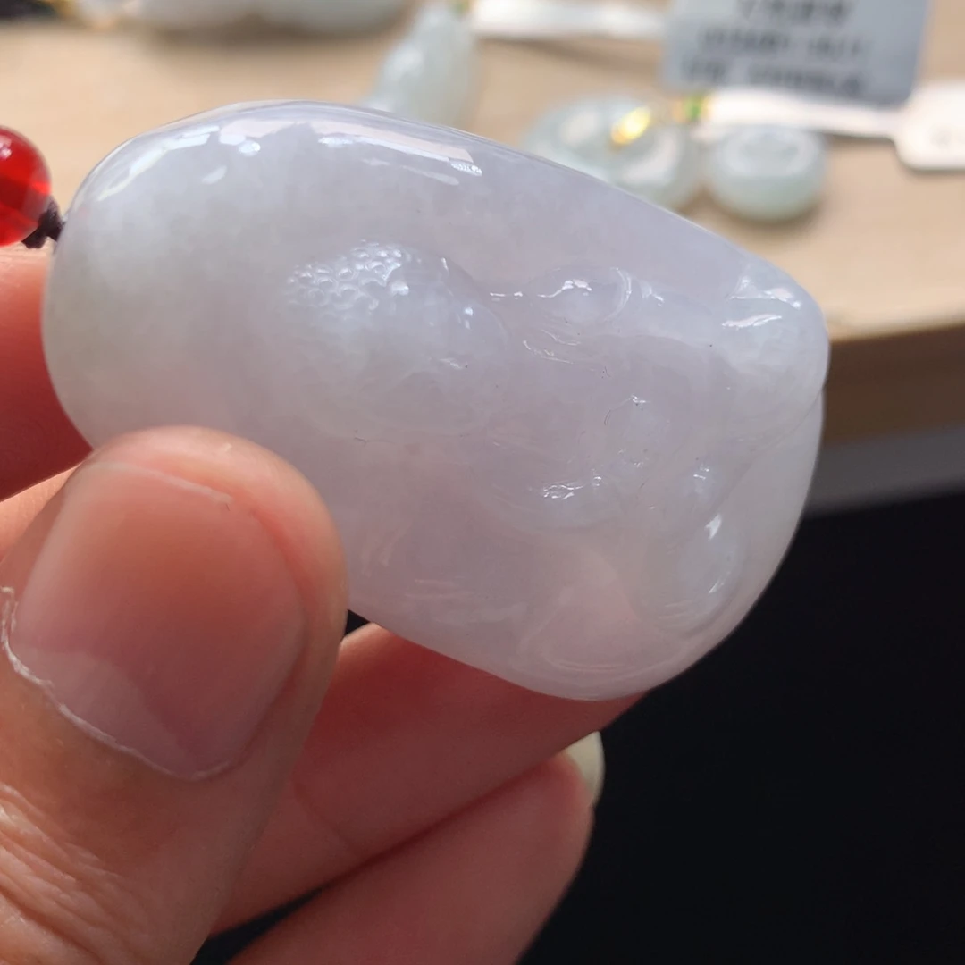 颈饰未镶嵌翡翠吊坠