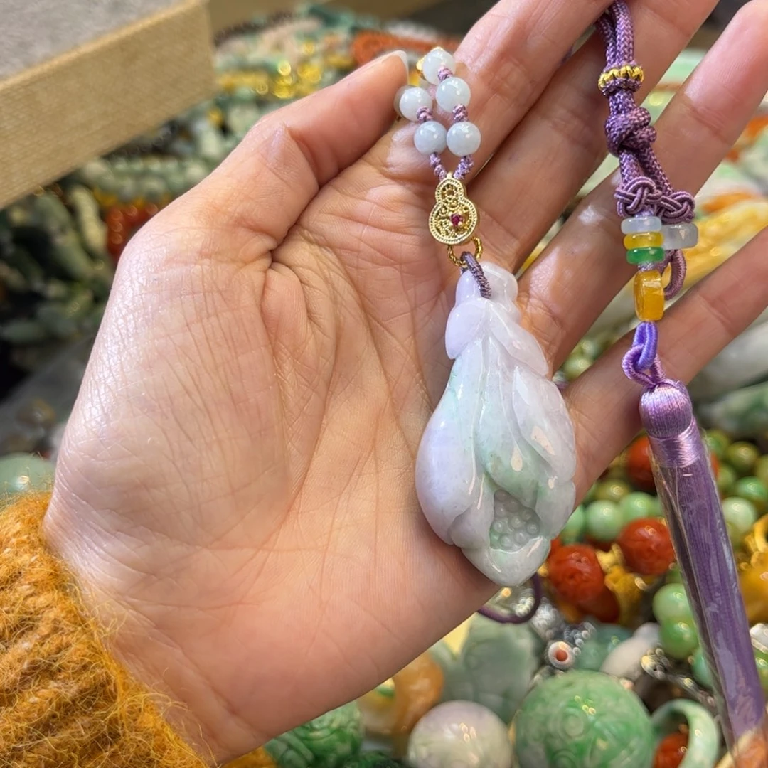 翡翠颈饰未镶嵌待编款