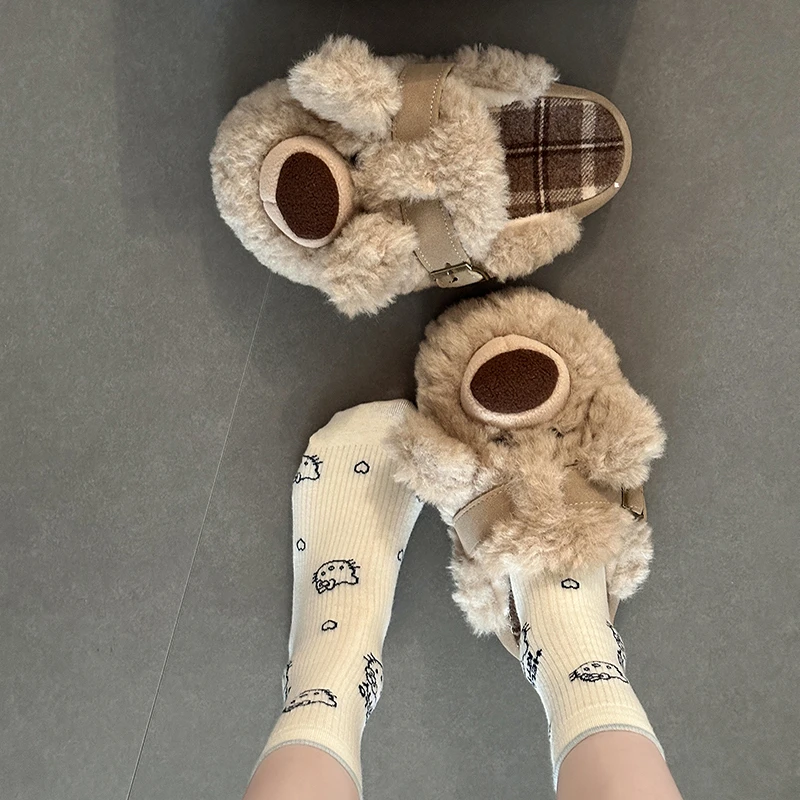 OJRZ卡通小熊皮带扣包头毛毛鞋女2025秋冬新款舒适格纹毛绒棉拖鞋