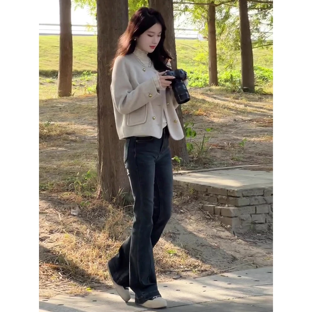 今年流行的时尚套装秋冬气质小香风外套牛仔裤炸街网红爆款两件套