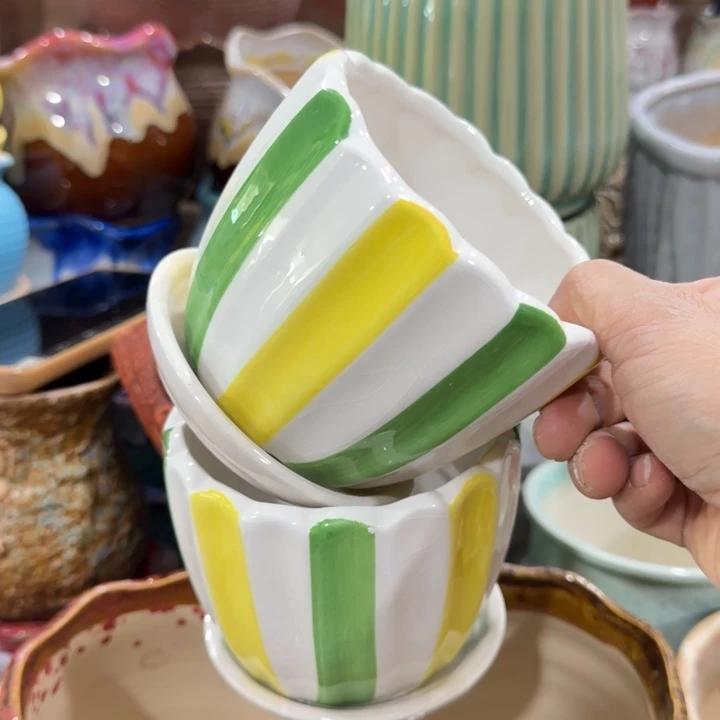 不清楚问客服凑9块包邮，有孔