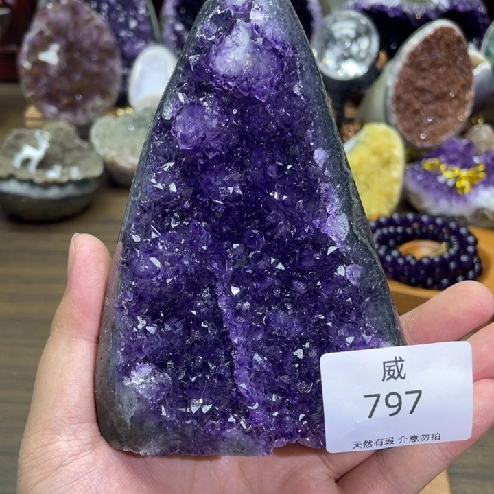 未镶嵌珠宝半成品水晶