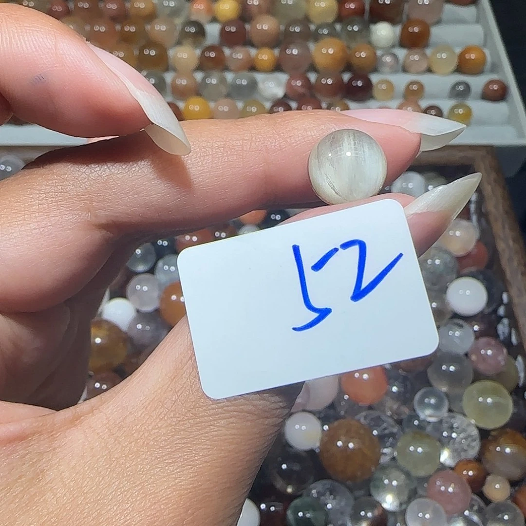 未镶嵌手链水晶豌**?