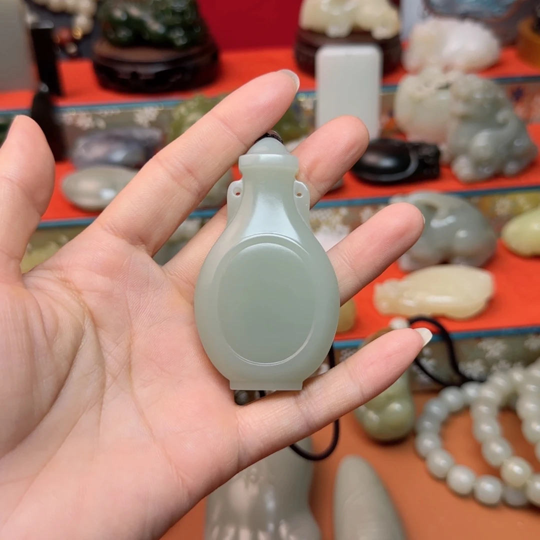 未镶嵌和田玉挂件