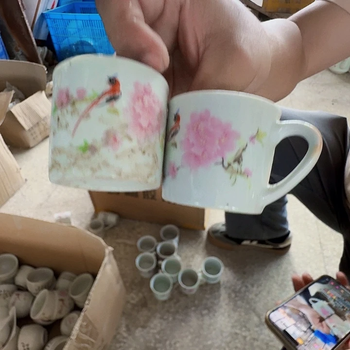 景德镇高温陶瓷水点桃花带把小杯子2个